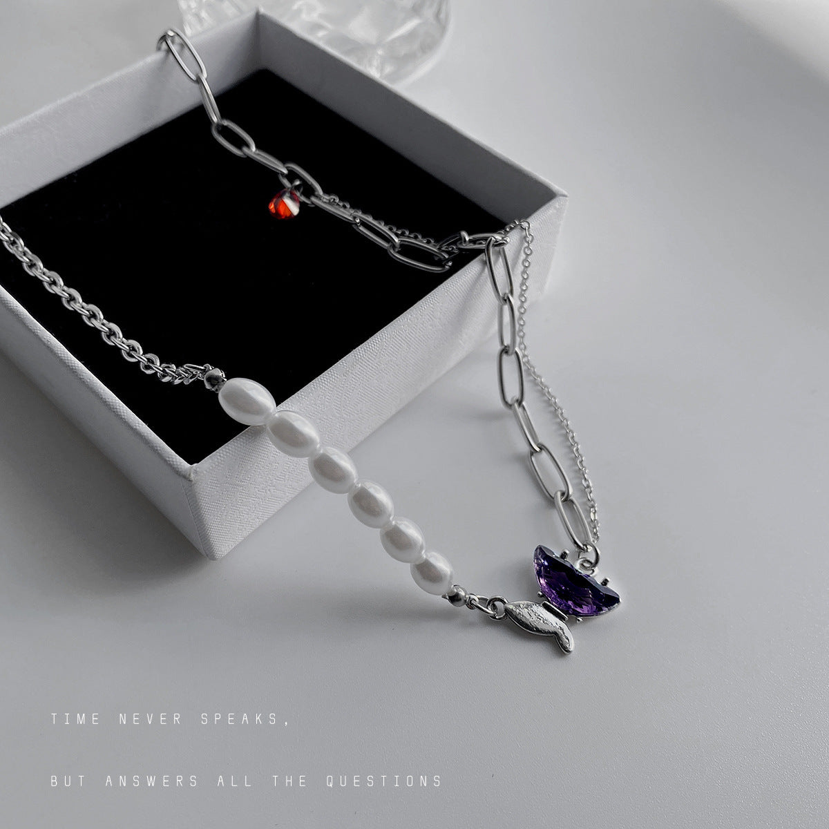 Summer New Style Pearl Butterfly Stitching Necklace Women