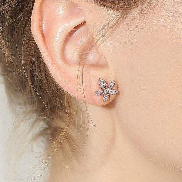 Maple Leaf Diamond Silver Stud Earrings For Women Simple Cold Style