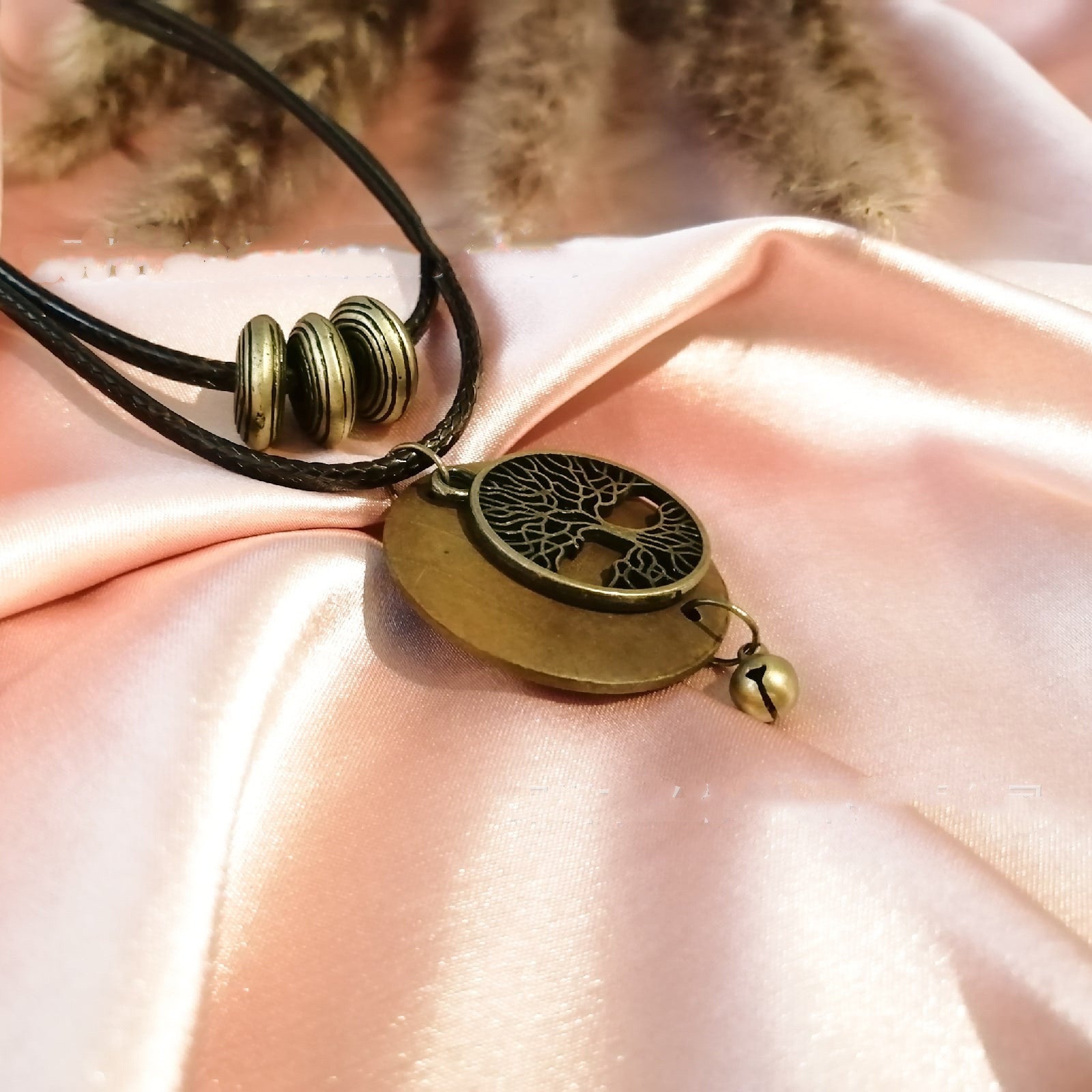 Clothing Accessories Short ladies Necklace