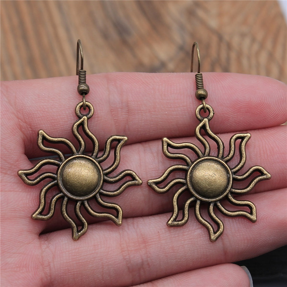 European And American Style Simple Personality Earrings Women Moon Sun Planet Lightning Earrings