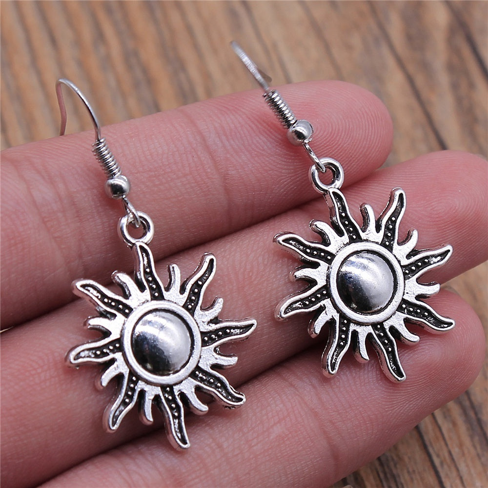 European And American Style Simple Personality Earrings Women Moon Sun Planet Lightning Earrings