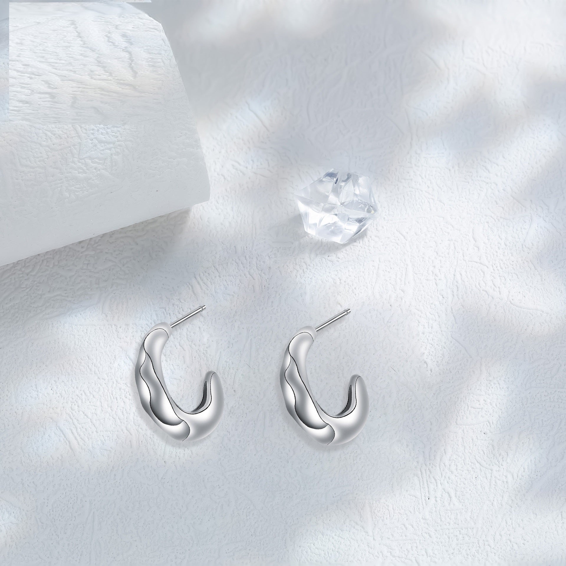 Niche Advanced European And American Style Ear Ring Simple Design Earrings For Women
