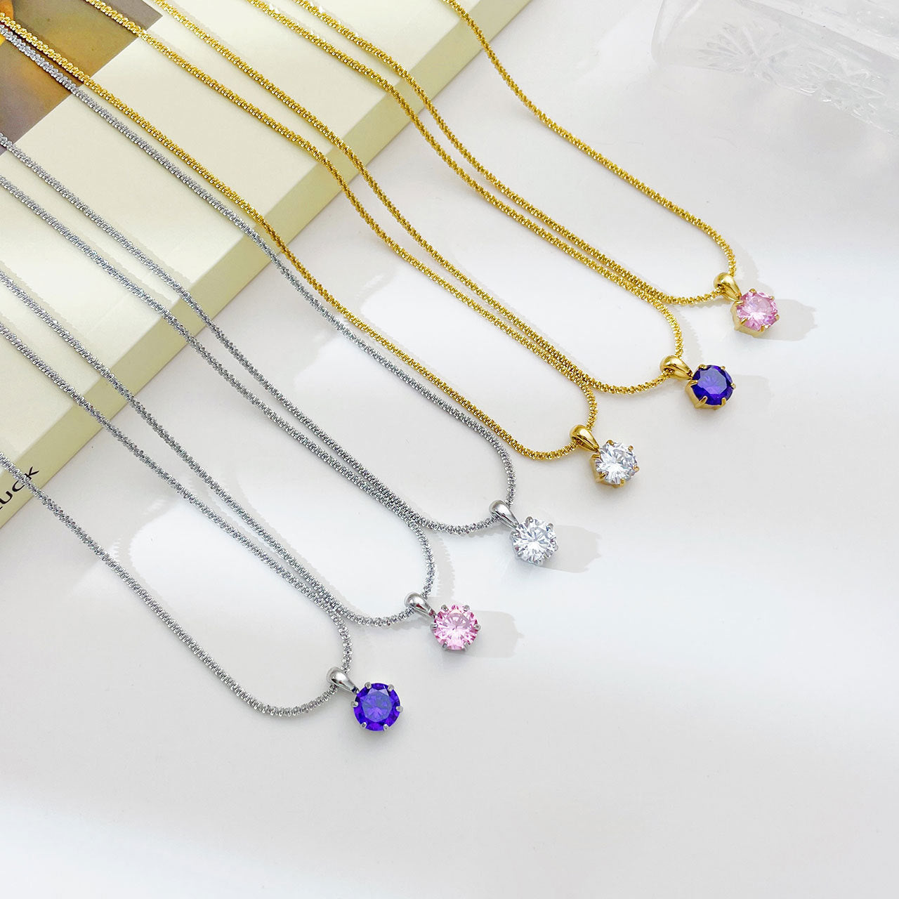 European And American Fashion New Style Diamond-studded Necklace Women
