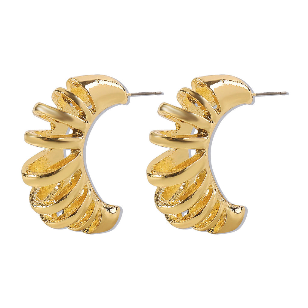 Cold Style Retro Hollow Stud Earrings Women