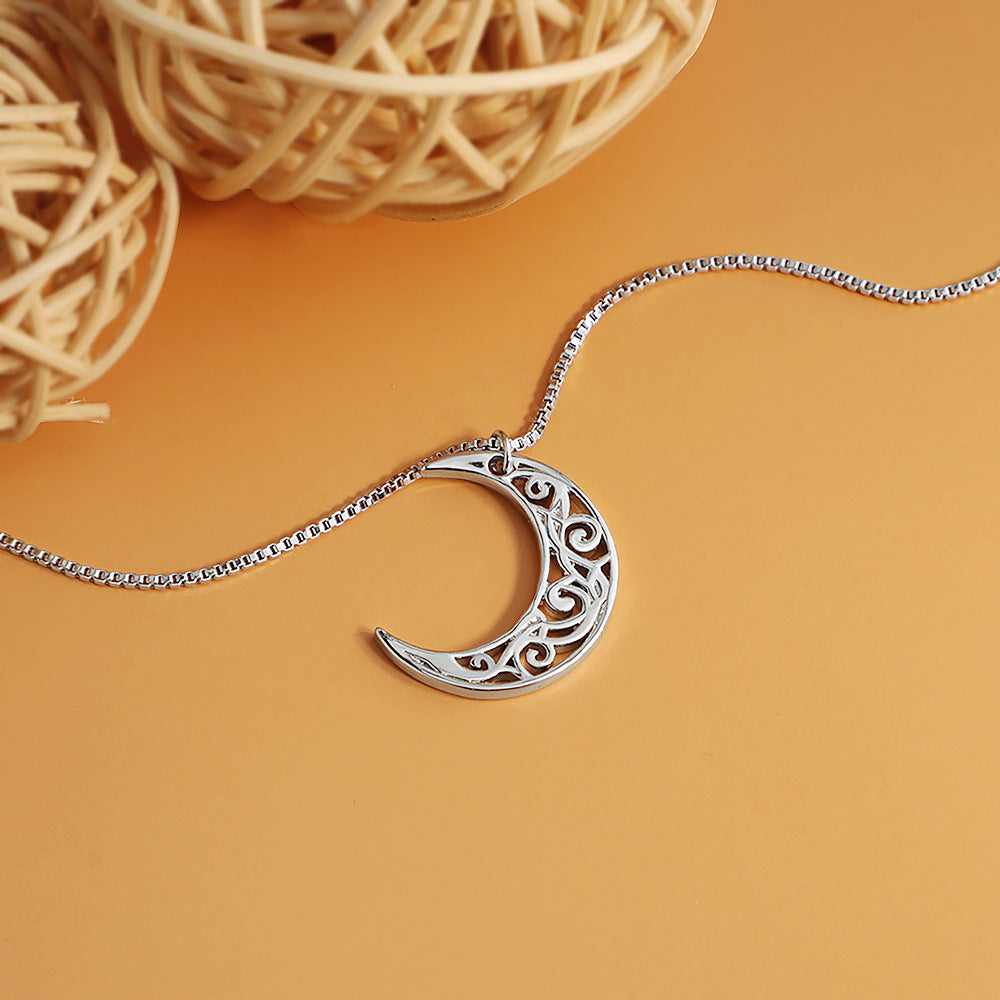 Korean Simple Style Moon Necklace Women Fashion Simple Clavicle Chain