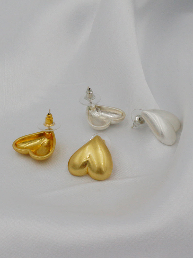 Frosted Love Stud Earrings Old Vintage Style Peach Heart
