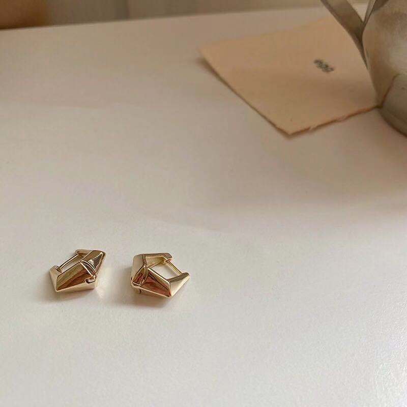 European And American Style Metal Geometric Earrings Women Simple