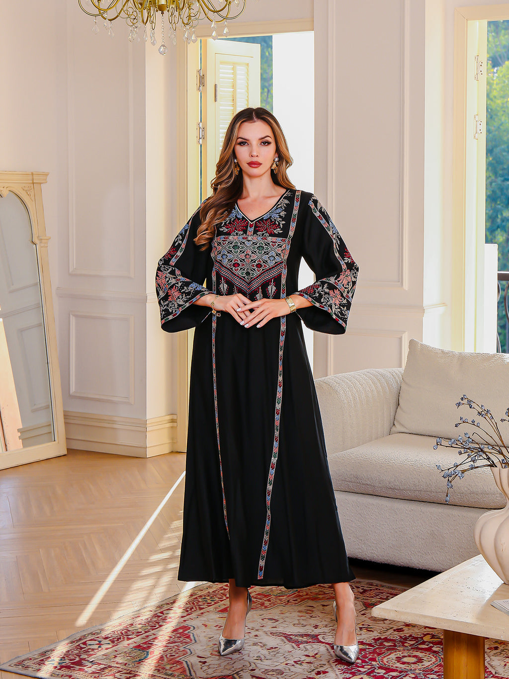 Women's Embroidery Stick-on Crystals Dress Middle East Clothing