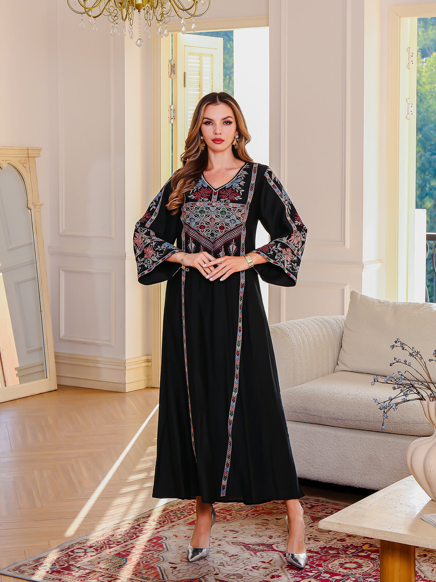 Women's Embroidery Stick-on Crystals Dress Middle East Clothing