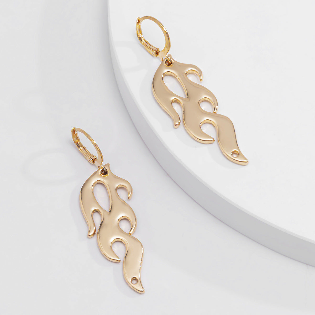 Retro Punk Style Hollow Flame Earrings Women